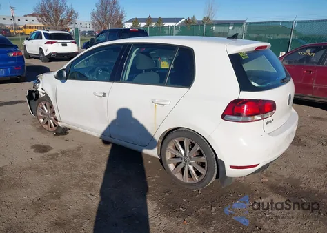 2014 Volkswagen Golf 2.0L Tdi from USA, damaged, VIN WVWDM7AJXEW004437